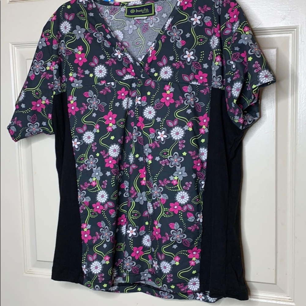 Bonita Scrub Top